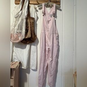 Vintage light pink 100 % Linen overalls Medium Petite